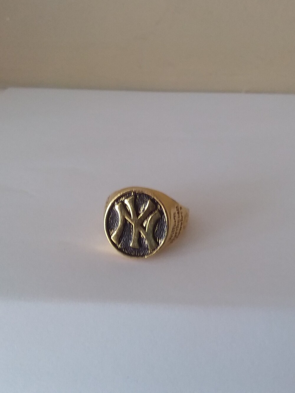 MLB New York Yankees Gold and Black Signet Ring